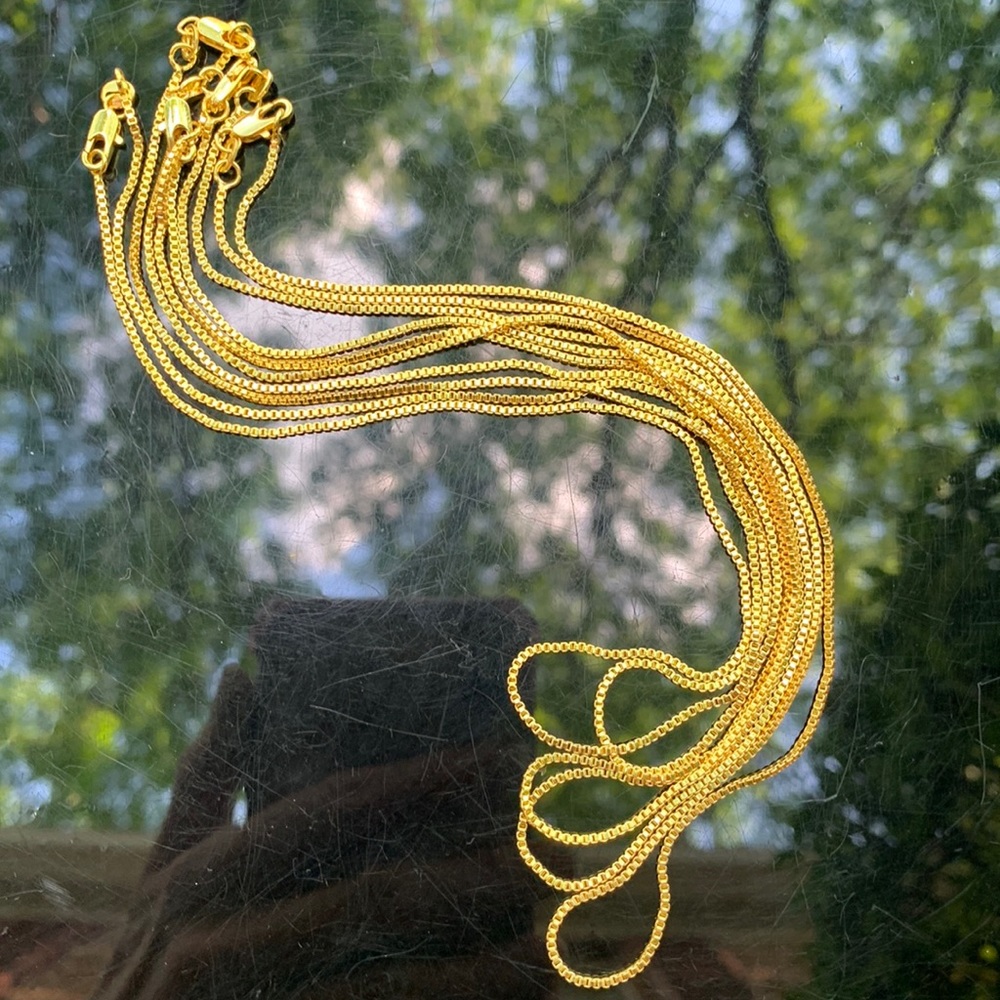 Copy - 16" 18K GOLD FILLED
Box Chain Necklaces